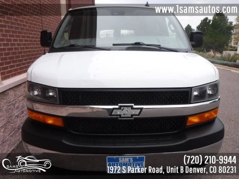 Used 2019 Chevrolet Express 2500 LT w/ LT Preferred Equipment Group image 19