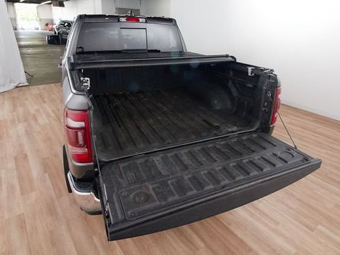 Used 2023 RAM 1500 Laramie AWD/4WD image 5