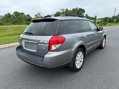Used 2009 Subaru Outback 2.5i Limited AWD/4WD image 8
