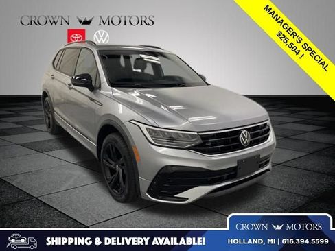 Used 2024 Volkswagen Tiguan SE R-Line AWD/4WD image 1