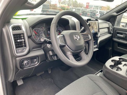 Used 2025 RAM 2500 Big Horn image 27