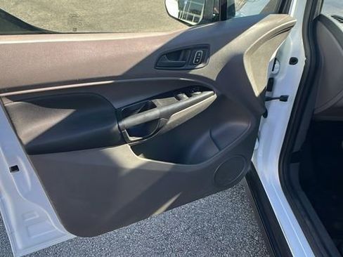 Used 2020 Ford Transit Connect XL image 19