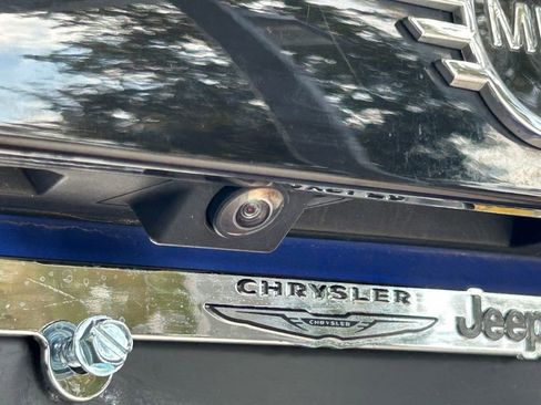 Used 2020 MINI Cooper S image 33