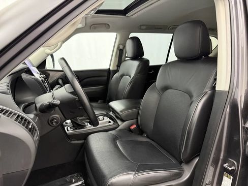 Used 2024 INFINITI QX80 Luxe AWD/4WD image 10
