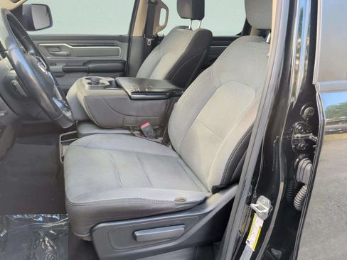 Used 2019 RAM 1500 Big Horn RWD image 13