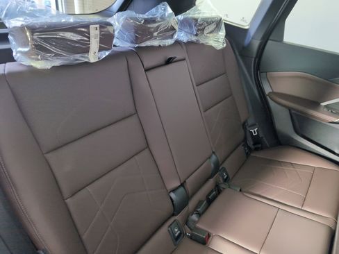 Used 2025 BMW X1 xDrive28i w/ Technology Package image 29