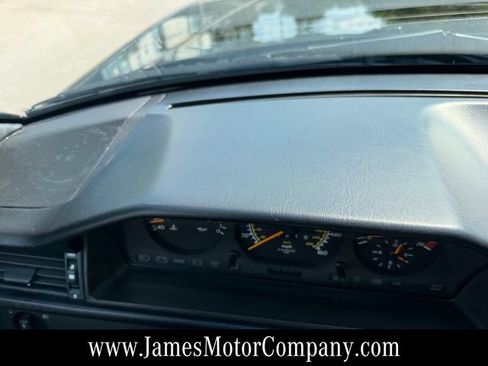 Used 1995 Mercedes-Benz E 320 Convertible image 91