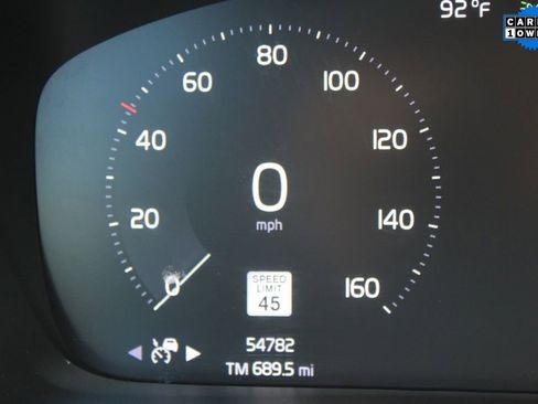 Used 2021 Volvo XC40 T5 Inscription w/ Advanced Package image 22