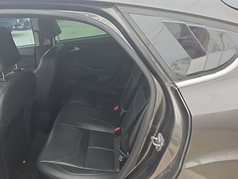 Used 2015 Ford Focus Titanium image 11