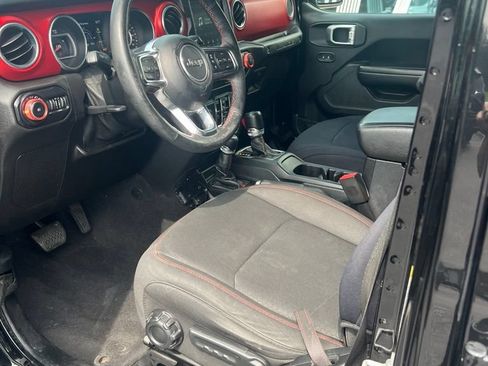 Used 2019 Jeep Wrangler Unlimited Rubicon AWD/4WD image 11
