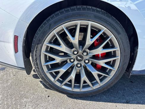 Used 2024 Ford Mustang GT Premium image 31