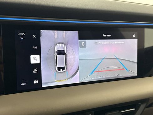 Certified 2025 Porsche Macan Electric image 29