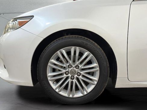 Used 2013 Lexus ES 350 w/ Premium Pkg image 36