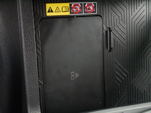 Used 2025 Toyota 4Runner TRD Off-Road AWD/4WD image 30