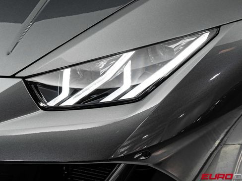 Used 2020 Lamborghini Huracan EVO AWD/4WD image 12
