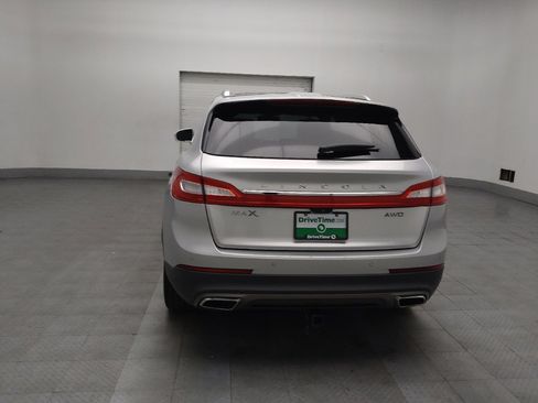 Used 2017 Lincoln MKX Reserve w/ Driver Assistance Package image 6