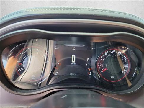 Used 2022 Dodge Challenger SXT w/ Plus Package RWD image 15