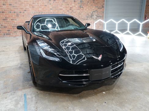 Used 2014 Chevrolet Corvette Stingray Convertible w/ 3LT Preferred Equipment Group RWD image 4