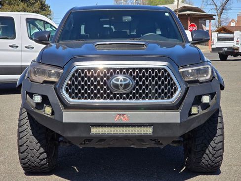 Used 2019 Toyota Tacoma SR image 8