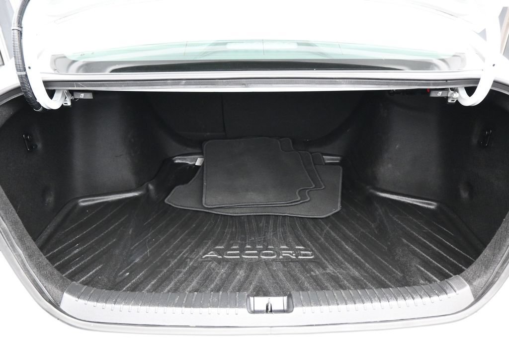 Used 2025 Honda Accord Sport image 37
