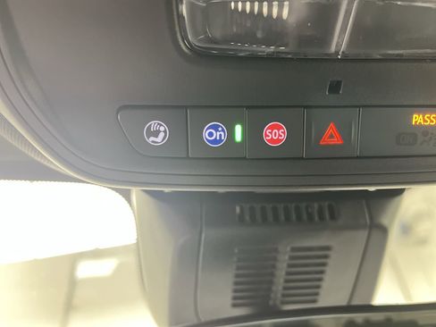 Certified 2025 GMC Terrain Elevation w/ Elevation Premium Package image 30