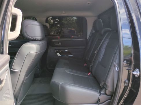 Used 2024 Toyota Tundra Limited AWD/4WD image 13