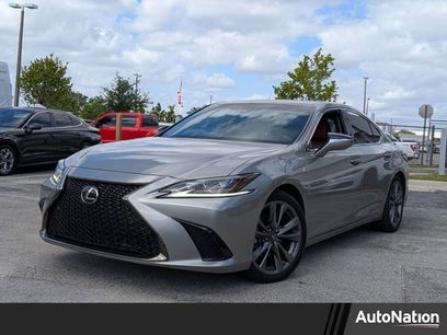 Used 2020 Lexus ES 350 F Sport w/ Accessory Package 2