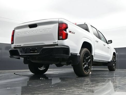 Used 2024 Chevrolet Colorado Z71 w/ LPO, Dark Essentials Package AWD/4WD image 38
