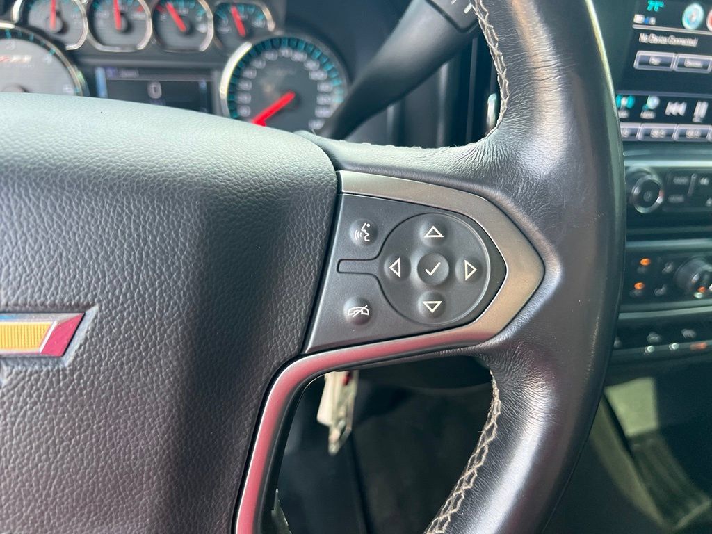 Used 2018 Chevrolet Silverado 1500 LT w/ All Star Edition AWD/4WD image 35