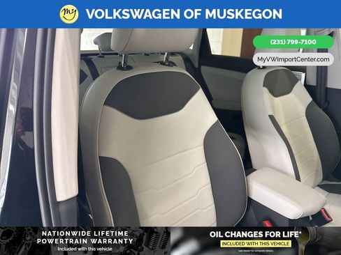 New 2026 Volkswagen Taos SE image 28