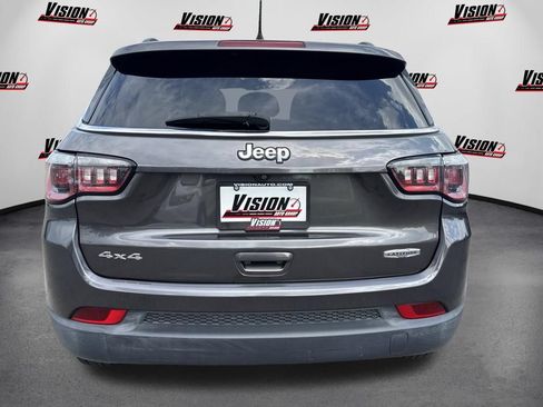 Used 2017 Jeep Compass Latitude w/ Popular Equipment Group AWD/4WD image 7