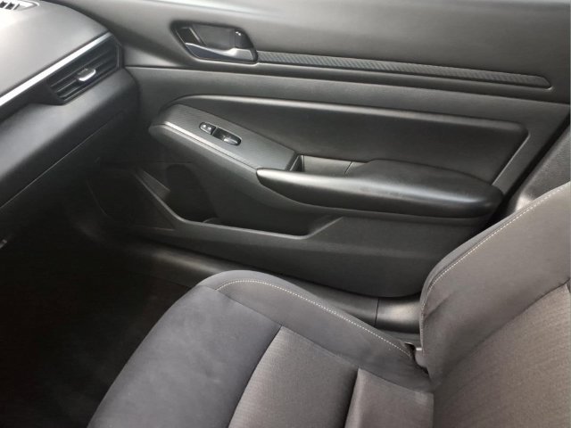 Certified 2025 Nissan Altima 2.5 S FWD image 26