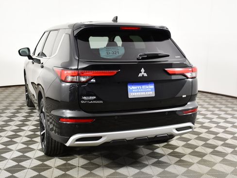 Used 2023 Mitsubishi Outlander SE AWD/4WD image 7