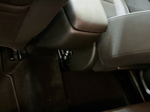 Used 2025 Chevrolet TrailBlazer LT image 27