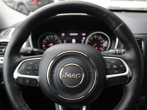 Used 2019 Jeep Compass Latitude w/ Popular Equipment Group image 13