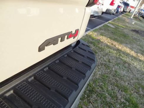 Used 2024 GMC Sierra 1500 AT4 image 26