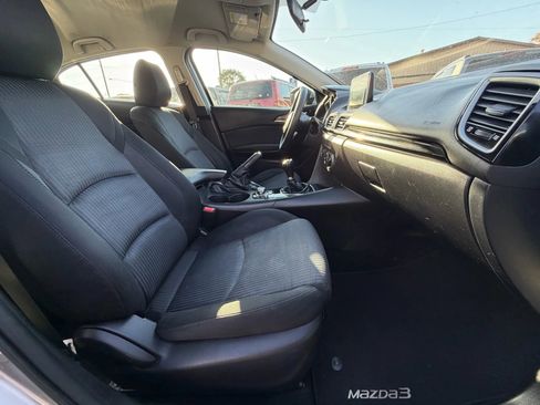 Used 2016 MAZDA MAZDA3 i Sport w/ Preferred Equipment Package image 18