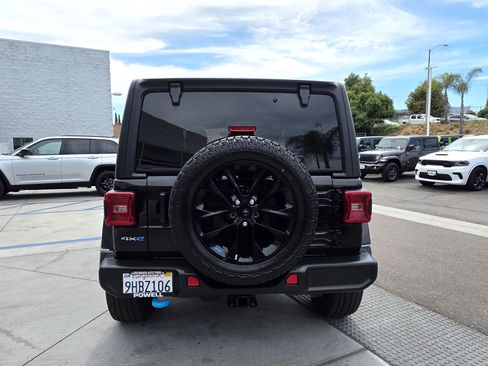 Certified 2023 Jeep Wrangler Sahara image 4