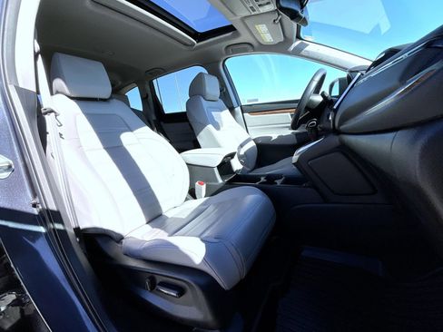 Used 2019 Honda CR-V Touring image 16