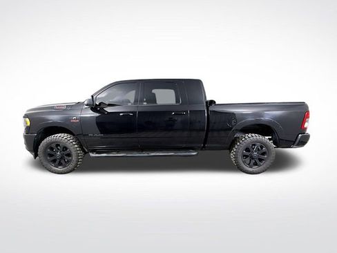 Used 2019 RAM 3500 Big Horn w/ Black Appearance Package image 4