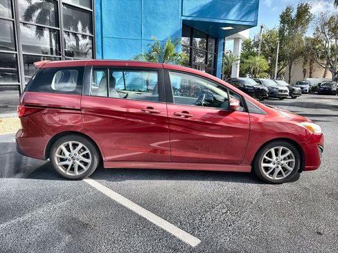 Used 2015 MAZDA MAZDA5 Grand Touring image 5