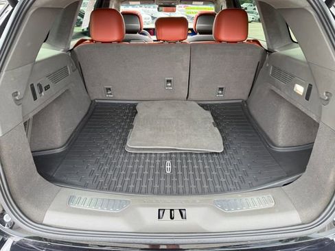 Used 2024 Lincoln Nautilus Black Label w/ Jet Appearance Package (87T) image 41