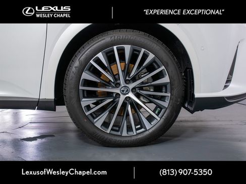 Used 2025 Lexus RX 350 Premium Plus w/ Convenience Package FWD image 5