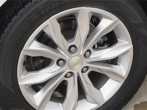 Used 2024 Chevrolet Malibu LT image 11