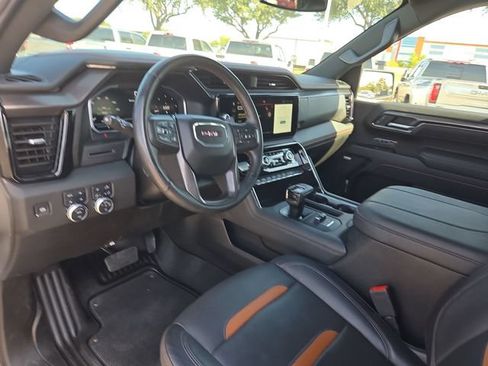 Used 2025 GMC Sierra 1500 AT4 AWD/4WD image 10