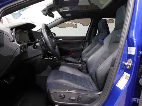 Used 2024 Volkswagen Golf R AWD/4WD image 29
