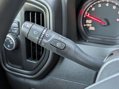 Used 2025 Chevrolet Silverado 1500 W/T image 16