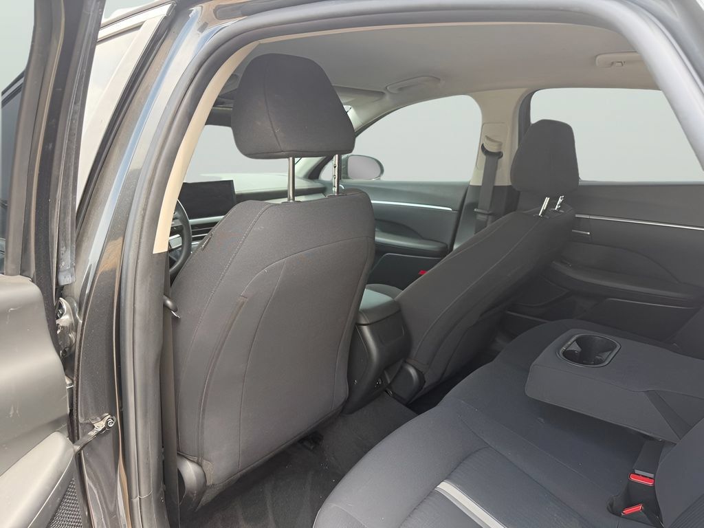 Used 2025 Hyundai Sonata SEL FWD image 14