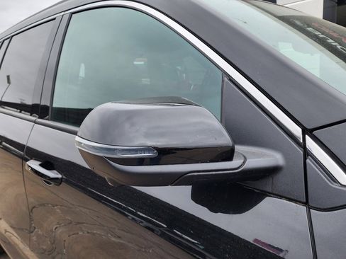 New 2026 GMC Acadia Elevation w/ Elevation Premium Package image 11