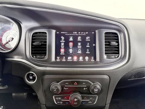 Used 2015 Dodge Charger R/T w/ Plus Group RWD image 59